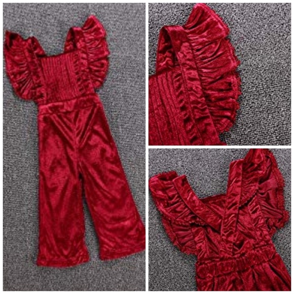 🔥SALE🔥 🆕️❣Girl's Velvet Jumpsuit in Red❣🆕️ - Picture 3 of 5